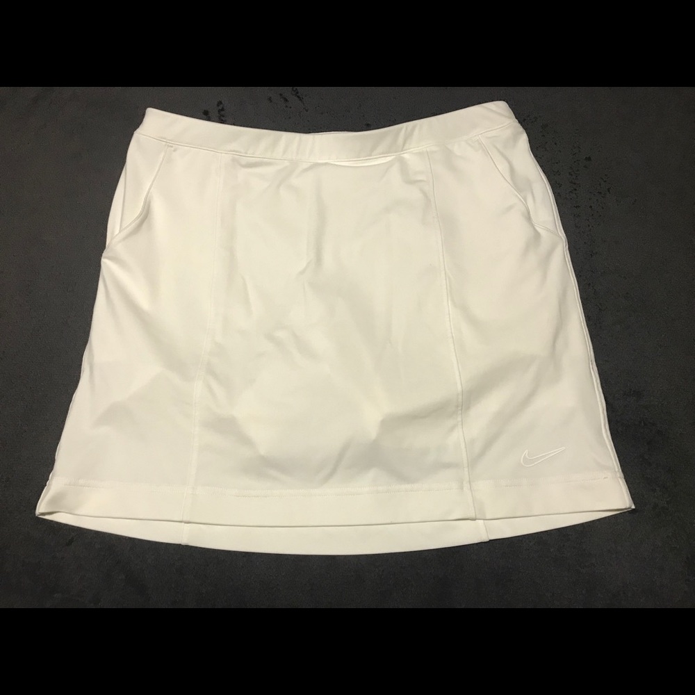 Nike golf skirt